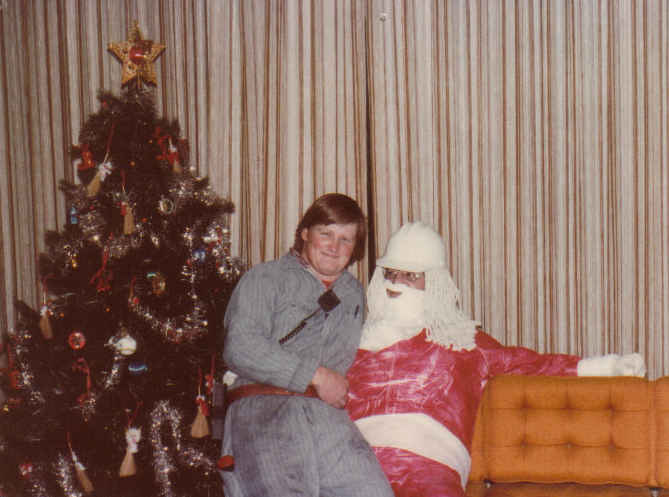Dupont christmas 81 jesse lowe, jim 'santa' josey