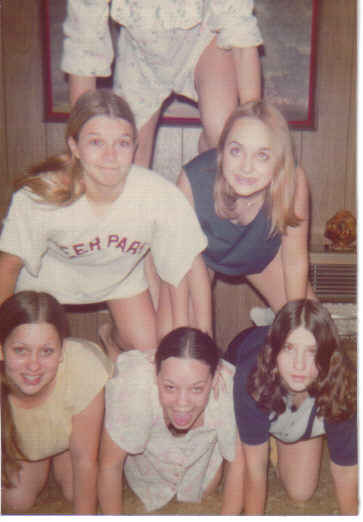 Tamara's 9th grade donna denise me tamara, debbie jan on top