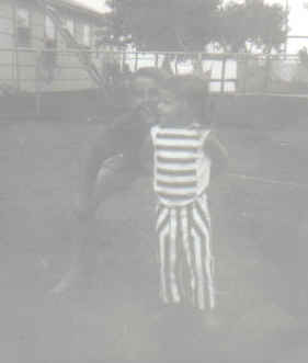Daddy, donnie and me backyard 1963 cropped