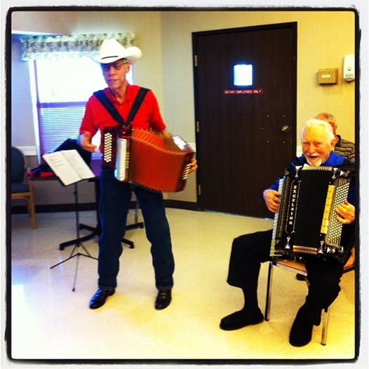 1920474_10202539776288775_1993714834_n