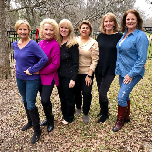 49564092_10215370435327232_4056761842758844416_o