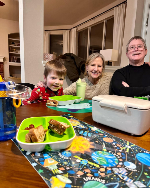 330040005_562883485868952_6252985704173248687_n